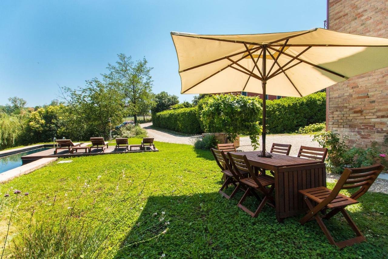 Appartamenti Presso Cascina La Melagrana Costigliole d'Asti Exteriör bild