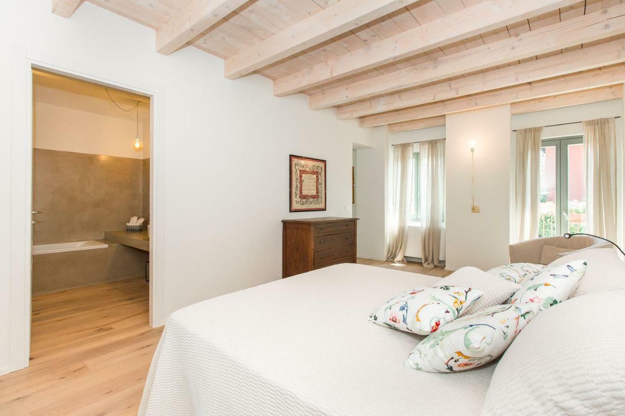 Appartamenti Presso Cascina La Melagrana Costigliole d'Asti Exteriör bild